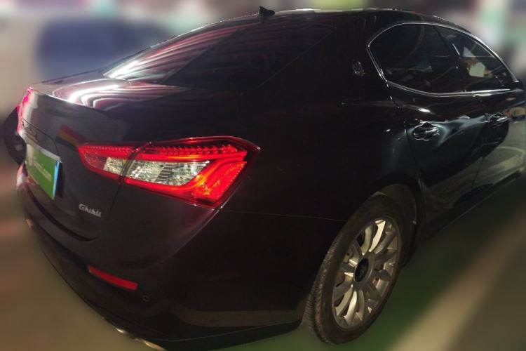 Used Maserati Ghibli 2014 3.0T Standard Edition Rear Right 45 Deg