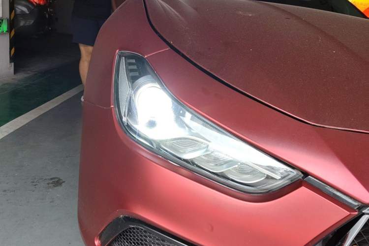 Used Maserati Ghibli 2014 3.0T Standard Edition Right Front Headlight