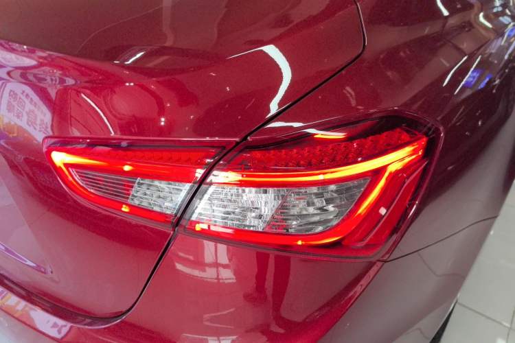 Used Maserati Ghibli 2014 3.0T Standard Edition Right Rear Taillight