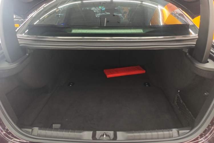 Used Maserati Ghibli 2014 3.0T Standard Edition Trunk