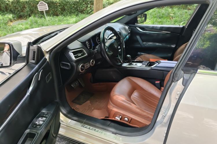 Used Maserati Ghibli 2014 3.0T Standard Edition Driver Seat
