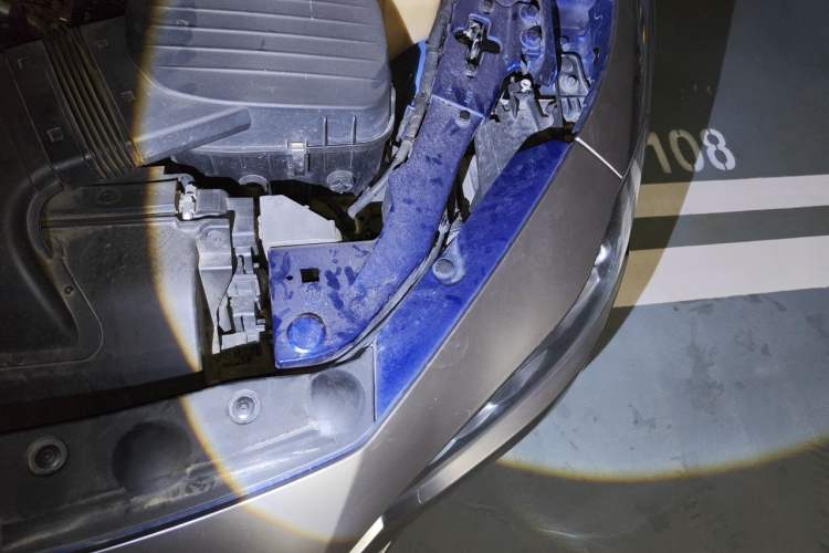 Used Maserati Ghibli 2014 3.0T Standard Edition Engine Bay Left