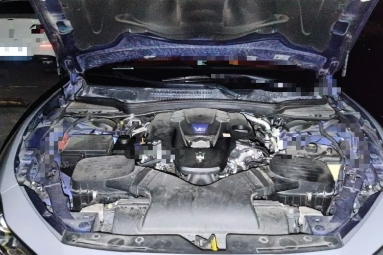 Used Maserati Ghibli 2014 3.0T S Q4 Engine Bay
