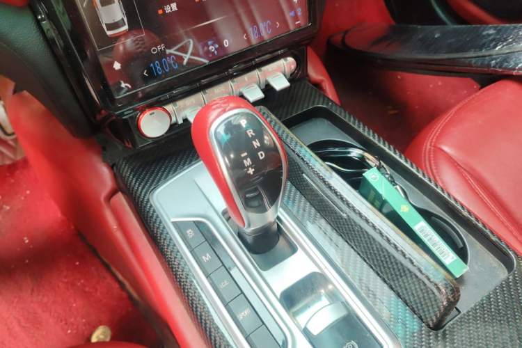 Used Maserati Ghibli 2014 3.0T Standard Edition Gear Lever