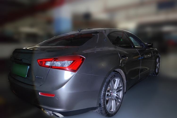 Used Maserati Ghibli 2014 3.0T Standard Edition Rear Right 45 Deg