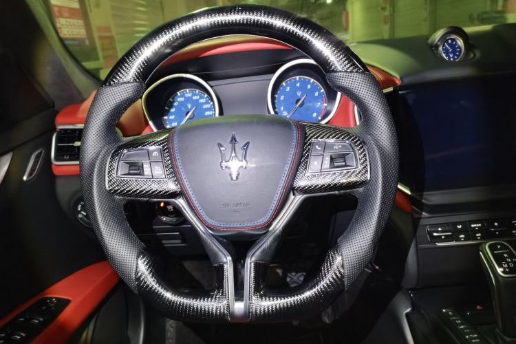 Used Maserati Ghibli 2014 3.0T Standard Edition Steering Wheel
