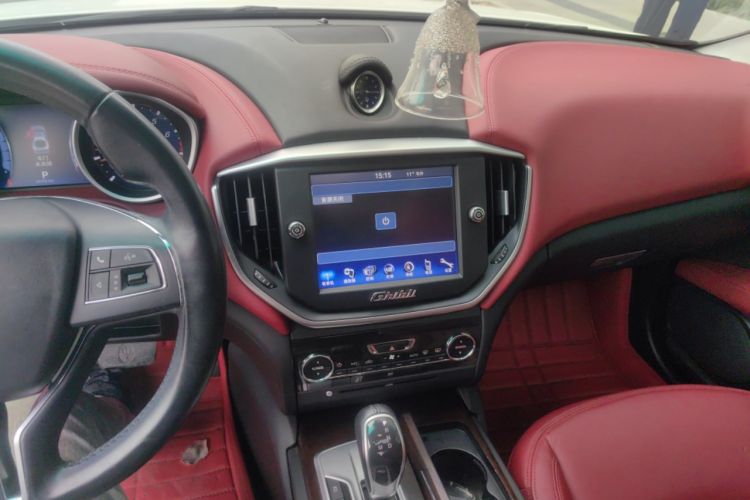 Used Maserati Ghibli 2014 3.0T Standard Edition Audio And AC Panel