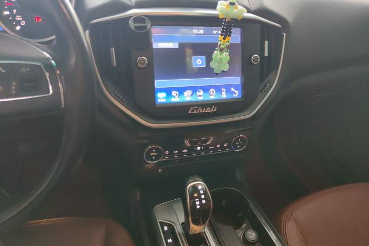 Used Maserati Ghibli 2014 3.0T S Audio And AC Panel