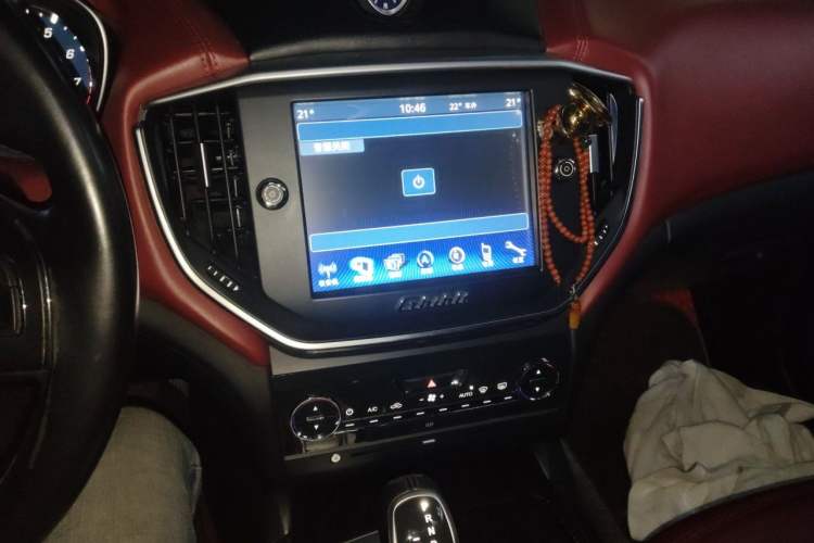 Used Maserati Ghibli 2014 3.0T Standard Edition Audio And AC Panel