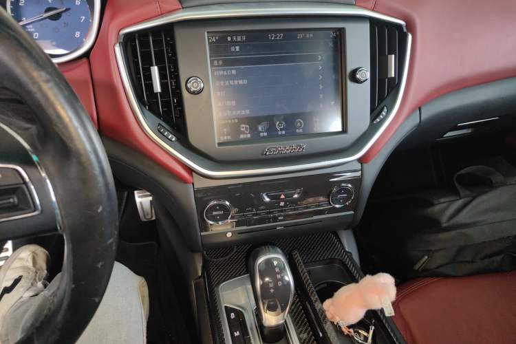 Used Maserati Ghibli 2014 3.0T Standard Edition Audio And AC Panel
