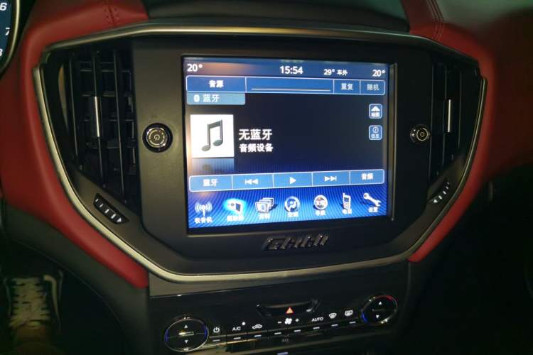 Used Maserati Ghibli 2014 3.0T Standard Edition Audio And AC Panel