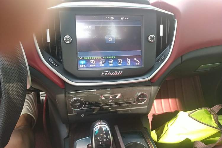 Used Maserati Ghibli 2014 3.0T Standard Edition Audio And AC Panel