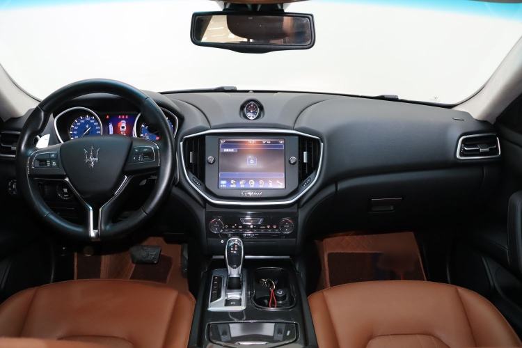 Used Maserati Ghibli 2014 3.0T Standard Edition Audio And AC Panel