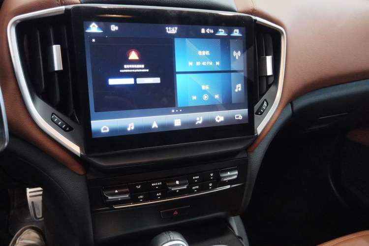Used Maserati Ghibli 2014 3.0T Standard Edition Audio And AC Panel