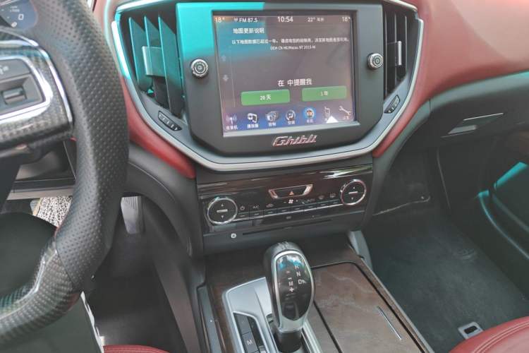 Used Maserati Ghibli 2014 3.0T Standard Edition Audio And AC Panel