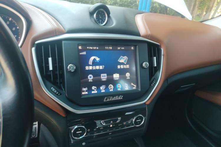 Used Maserati Ghibli 2014 3.0T Standard Edition Audio And AC Panel