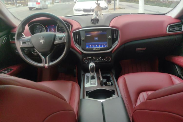 Used Maserati Ghibli 2014 3.0T Standard Edition Center Console