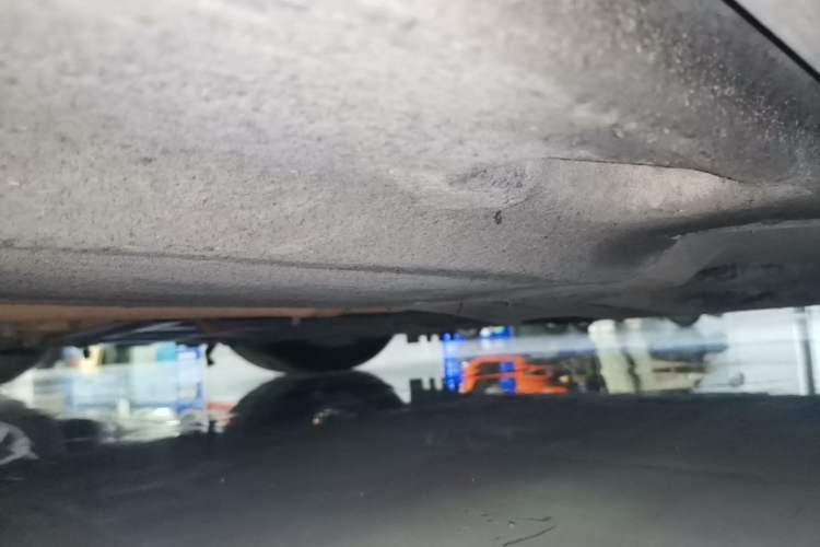Used Maserati Ghibli 2014 3.0T Standard Edition Chassis Front Right