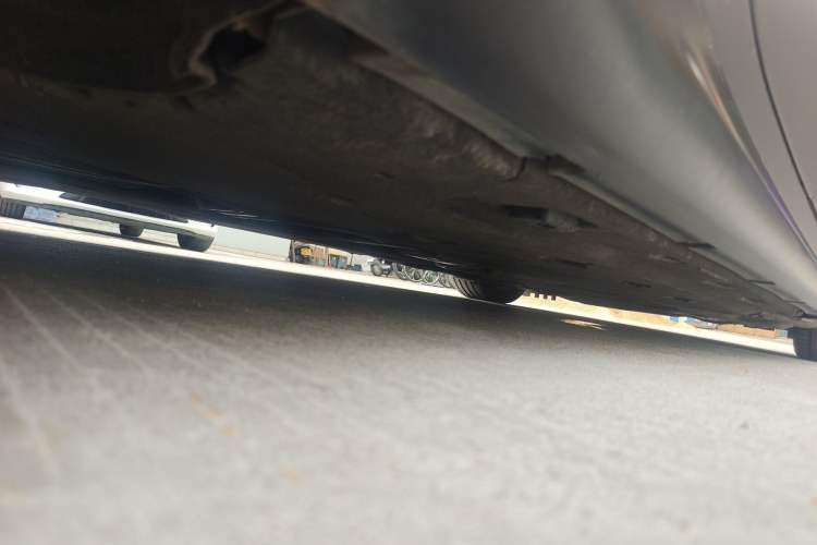 Used Maserati Ghibli 2014 3.0T Standard Edition Chassis Rear Right