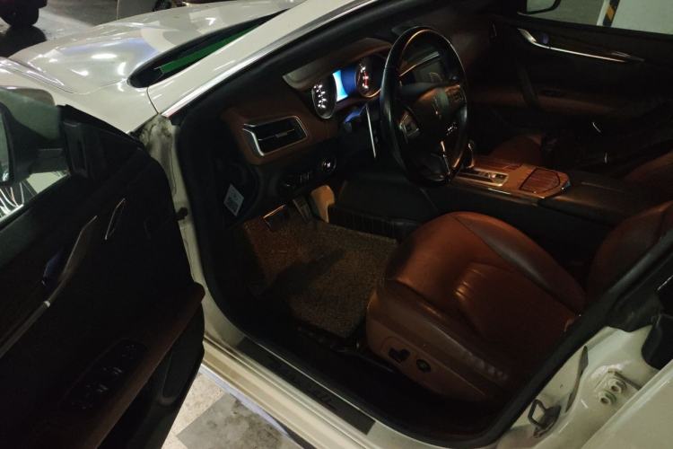 Used Maserati Ghibli 2014 3.0T S Q4 Driver Seat