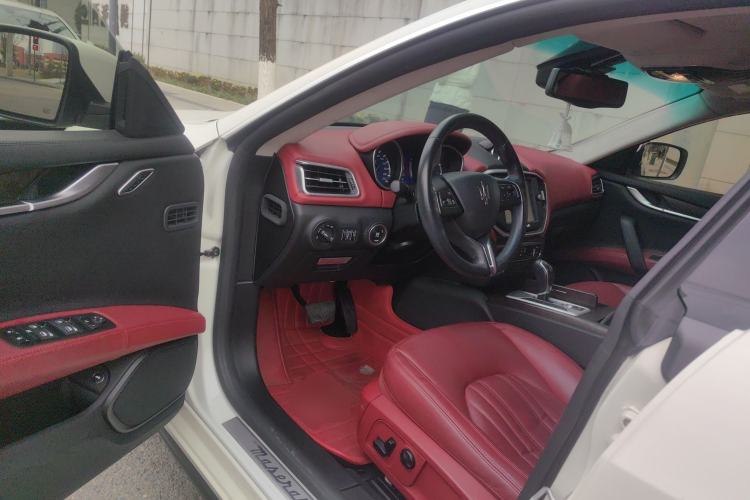 Used Maserati Ghibli 2014 3.0T Standard Edition Driver Seat