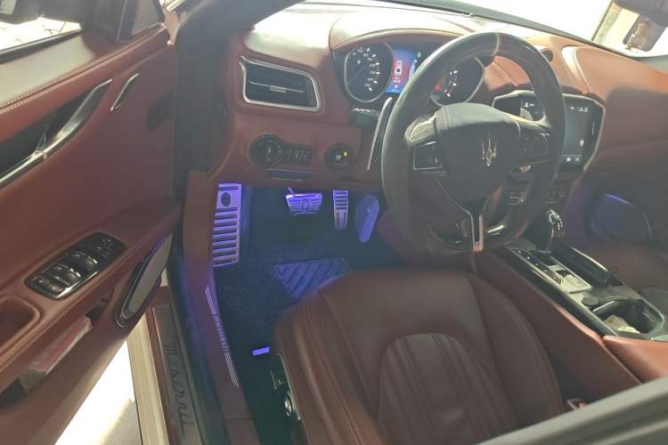 Used Maserati Ghibli 2014 3.0T Standard Edition Driver Seat