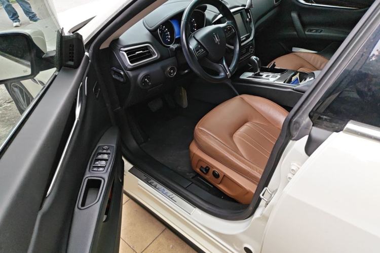 Used Maserati Ghibli 2014 3.0T Standard Edition Driver Seat