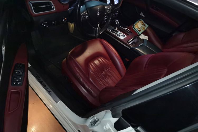 Used Maserati Ghibli 2014 3.0T Standard Edition Driver Seat