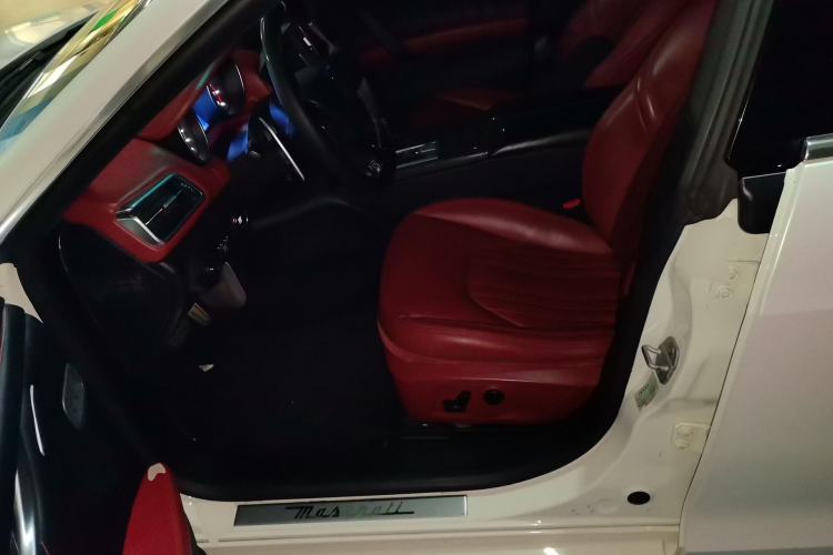 Used Maserati Ghibli 2014 3.0T S Q4 Driver Seat