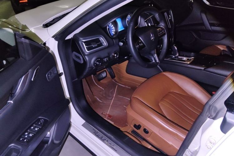 Used Maserati Ghibli 2014 3.0T Standard Edition Driver Seat