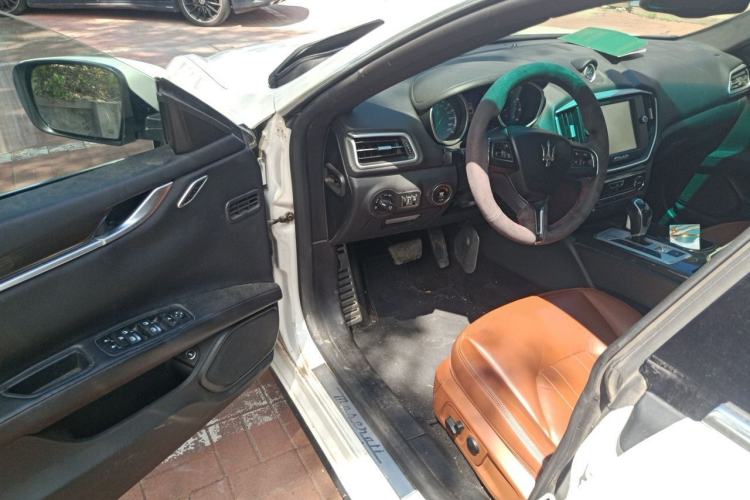 Used Maserati Ghibli 2014 3.0T Standard Edition Driver Seat