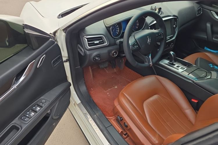 Used Maserati Ghibli 2014 3.0T Standard Edition Driver Seat