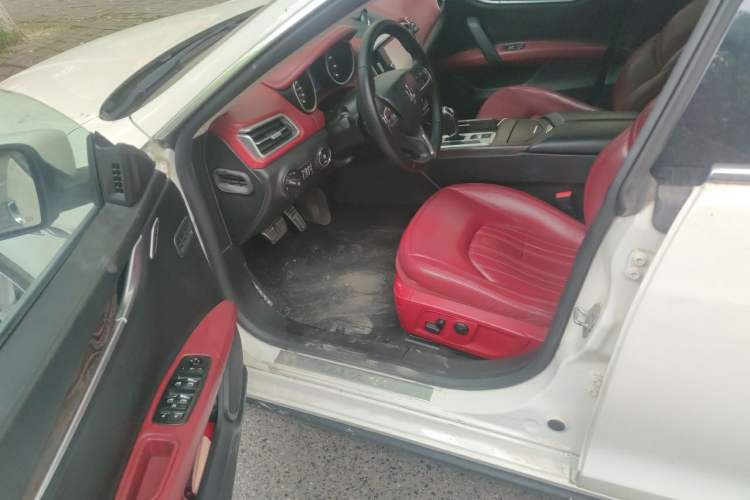 Used Maserati Ghibli 2014 3.0T Standard Edition Driver Seat