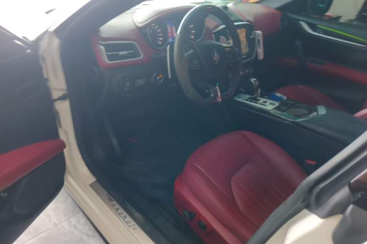 Used Maserati Ghibli 2014 3.0T Standard Edition Driver Seat