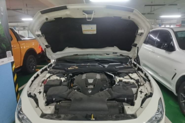 Used Maserati Ghibli 2014 3.0T Standard Edition Engine Bay