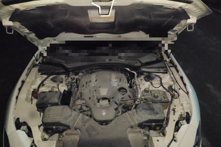 Used Maserati Ghibli 2014 3.0T Standard Edition Engine Bay