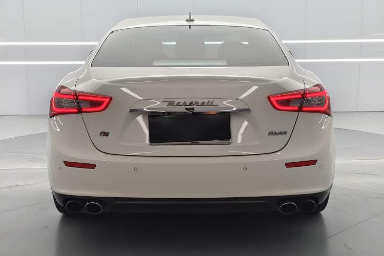 Used Maserati Ghibli 2014 3.0T S Q4 Exterior 4