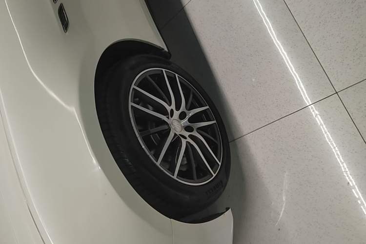 Used Maserati Ghibli 2014 3.0T Standard Edition Exterior 4