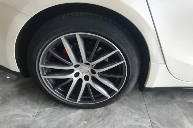 Used Maserati Ghibli 2014 3.0T Standard Edition Exterior 5