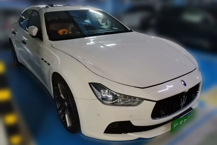 Used Maserati Ghibli 2014 3.0T Standard Edition Front Right 45 Deg