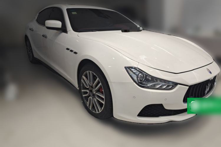 Used Maserati Ghibli 2014 3.0T Standard Edition Front Right 45 Deg