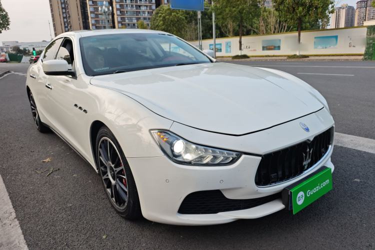 Used Maserati Ghibli 2014 3.0T Standard Edition Front Right 45 Deg