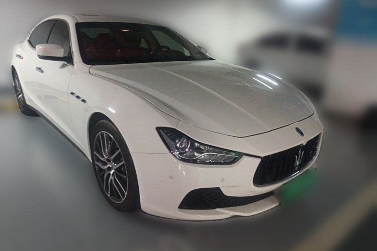 Used Maserati Ghibli 2014 3.0T Standard Edition Front Right 45 Deg