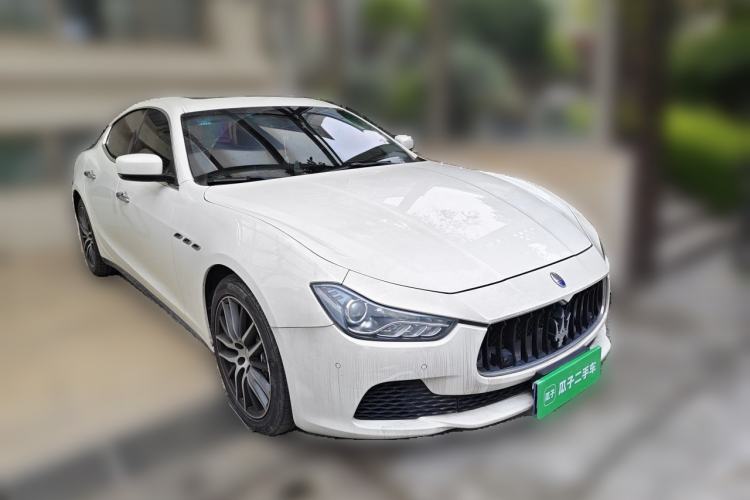 Used Maserati Ghibli 2014 3.0T Standard Edition Front Right 45 Deg