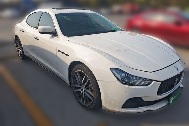 Used Maserati Ghibli 2014 3.0T Standard Edition Front Right 45 Deg