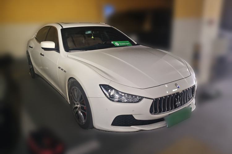 Used Maserati Ghibli 2014 3.0T Standard Edition Front Right 45 Deg