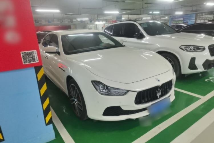 Used Maserati Ghibli 2014 3.0T Standard Edition Front Right 45 Deg