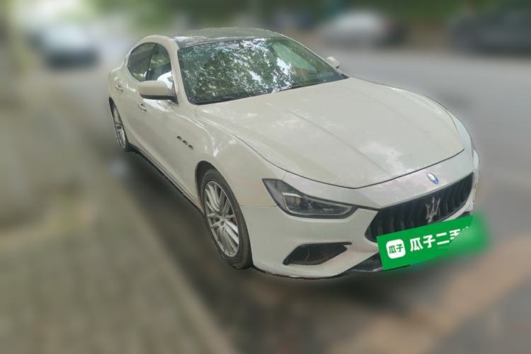 Used Maserati Ghibli 2014 3.0T Standard Edition Front Right 45 Deg