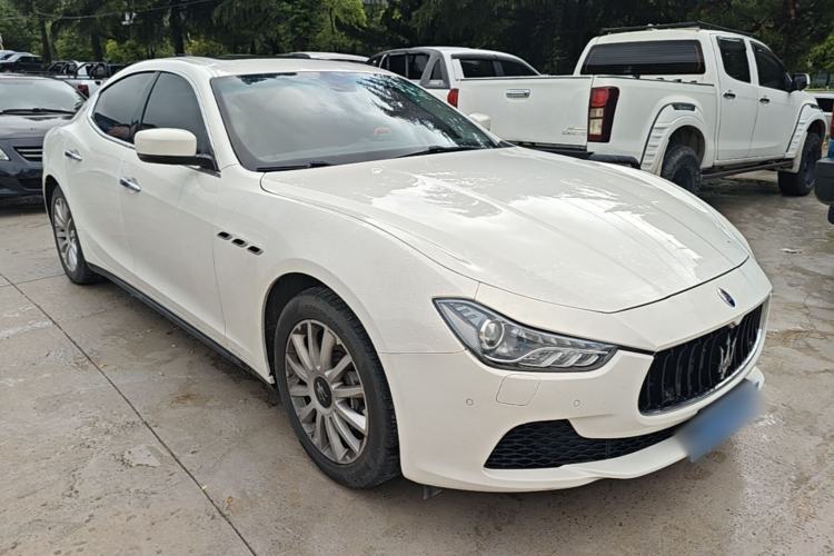 Used Maserati Ghibli 2014 3.0T Standard Edition Front Right 45 Deg