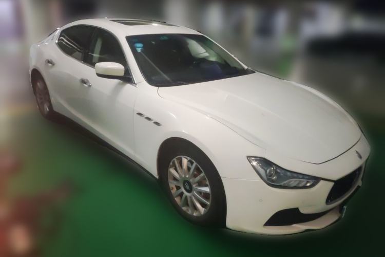 Used Maserati Ghibli 2014 3.0T Standard Edition Front Right 45 Deg
